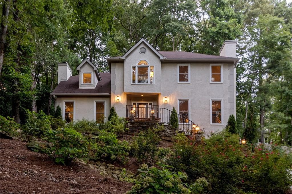 4 bedroom, 2,864 sq ft single family residence sold at 2482 N Forest Drive, Marietta, GA 30062