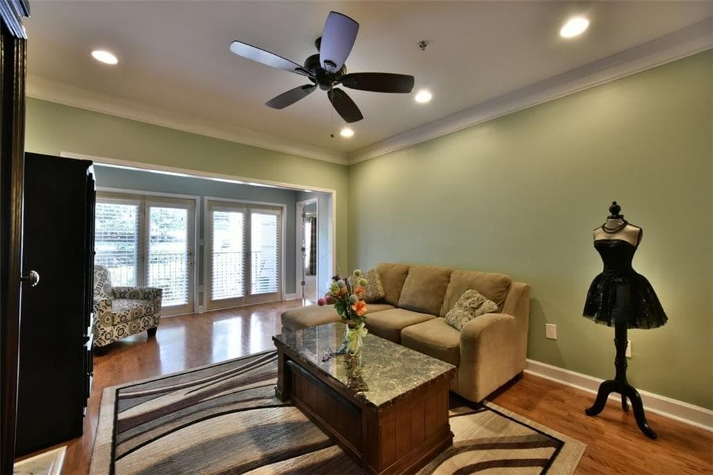 2 bedroom, 1,565 sq ft condominium sold at 2865 Lenox Road 101, Atlanta, GA 30324