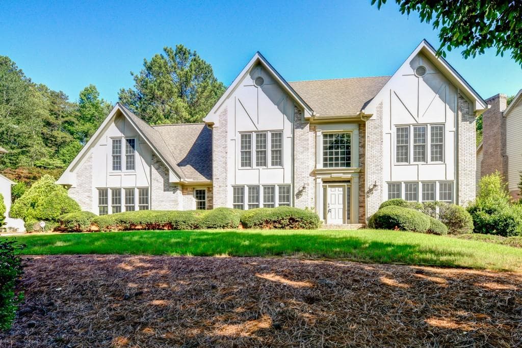 7730 Dunvegan Close, Sandy Springs, GA 30350 — most recent listing photo