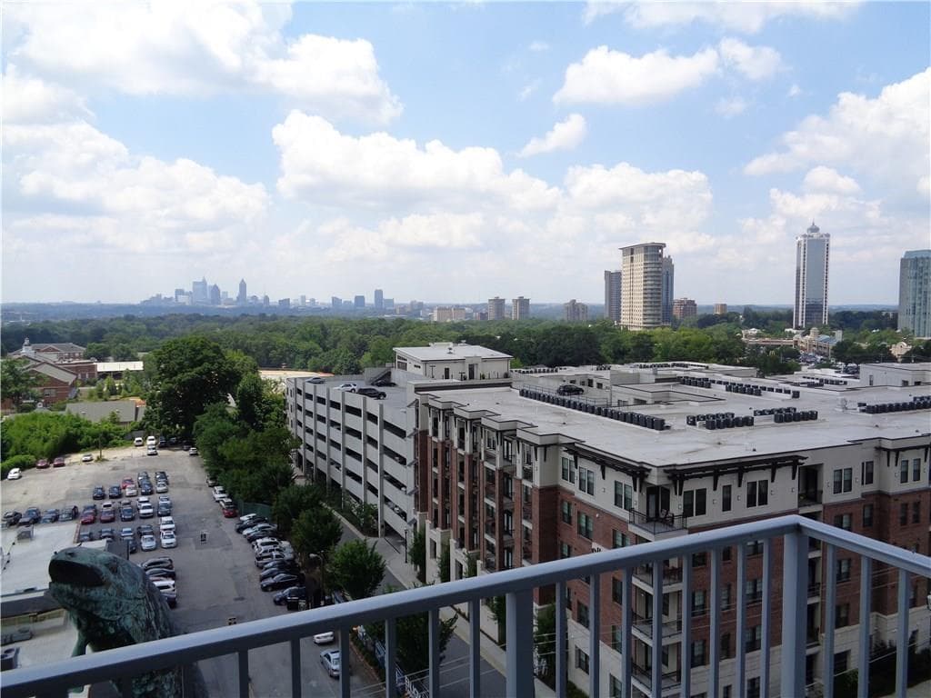 2 bedroom, 1,060 sq ft condominium sold at 250 Pharr Road 910, Atlanta, GA 30305