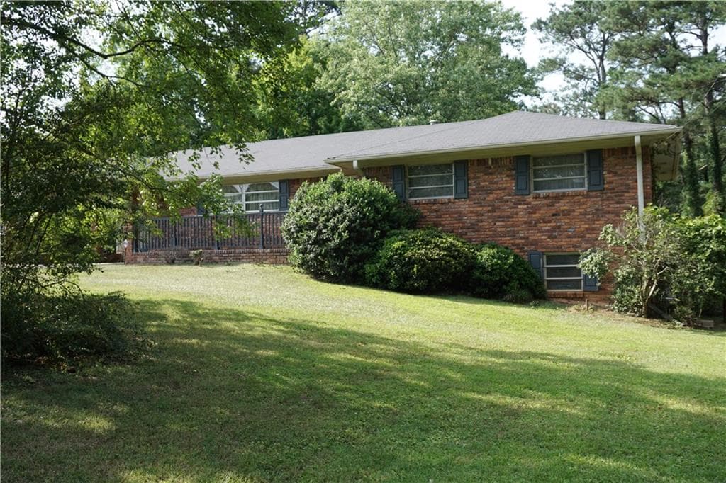 29 Parkwood Drive, Kennesaw, GA 30144 — most recent listing photo