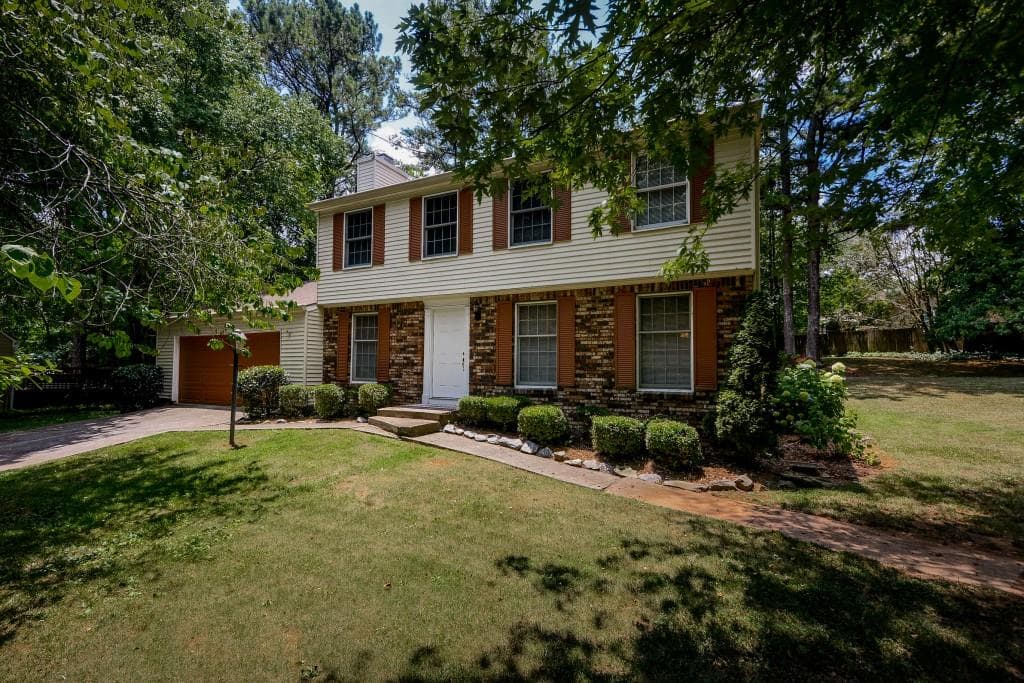 445 N Pond Trail, Roswell, GA 30076 — most recent listing photo