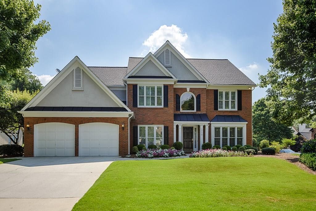 4 bedroom single family residence sold at 310 Craighead Drive, Sandy Springs, GA 30319