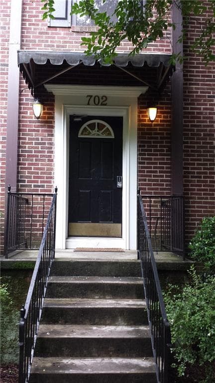 2 bedroom, 667 sq ft condominium sold at 702 Argonne Avenue 5, Atlanta, GA 30308