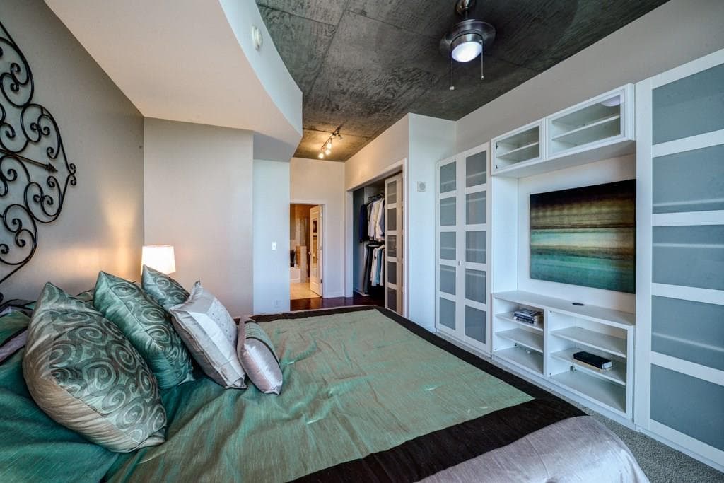 2 bedroom, 1,276 sq ft condominium sold at 3300 Windy Ridge Parkway 806, Atlanta, GA 30339
