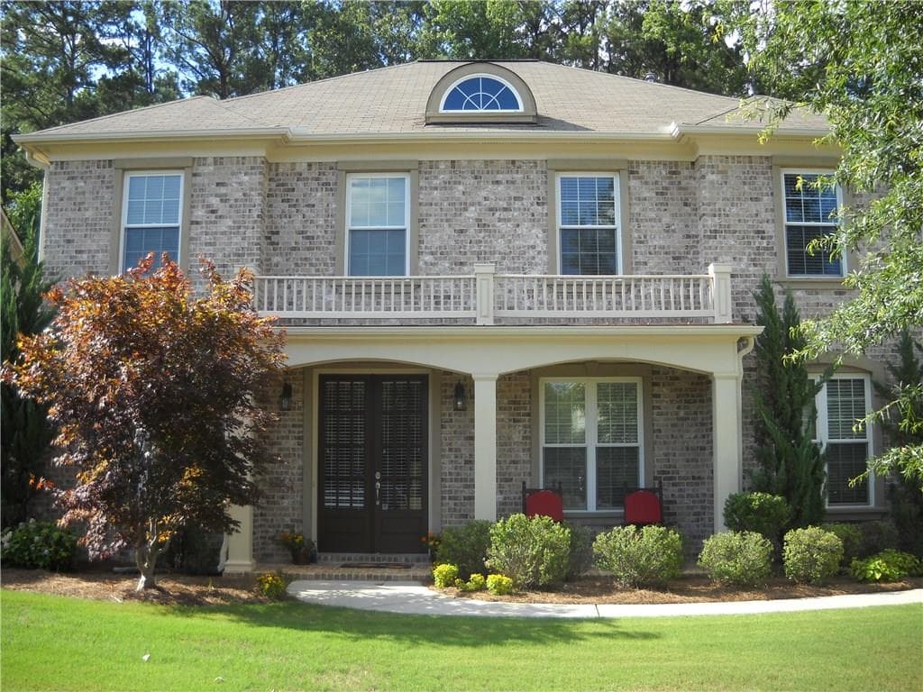 4 bedroom, 3,302 sq ft single family residence sold at 340 Bennington Place, Canton, GA 30115