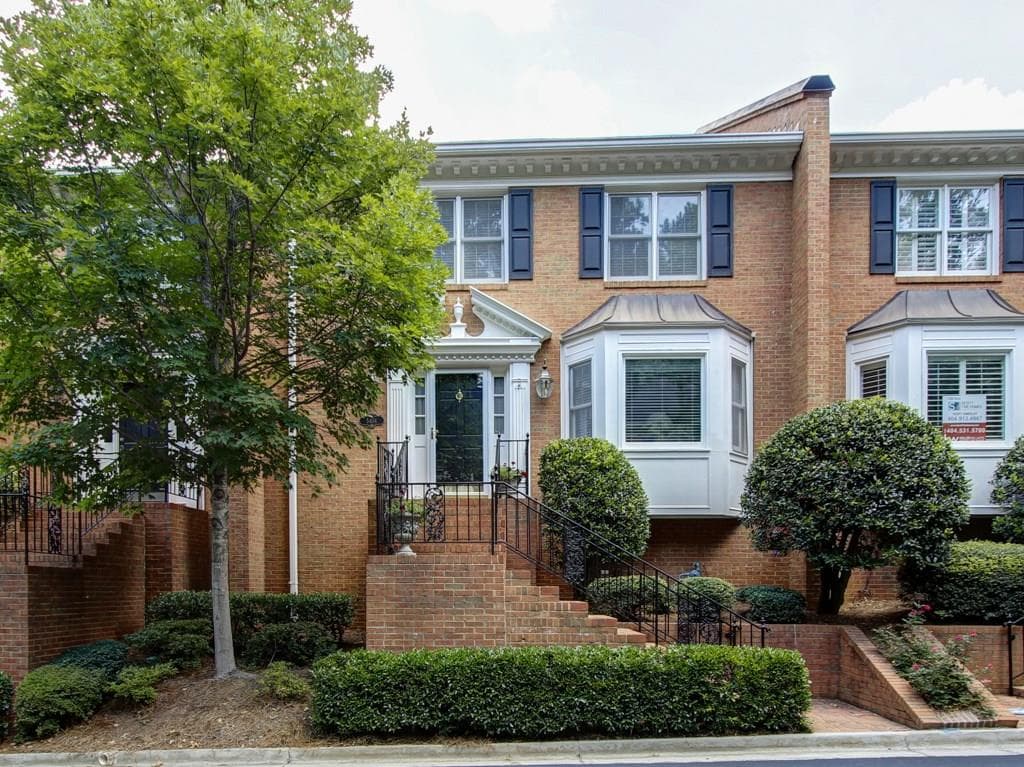 5404 Trentham Drive, Dunwoody, GA 30338 — most recent listing photo