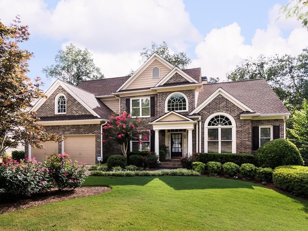 5 bedroom, 2,853 sq ft single family residence sold at 5980 Wilmington Court, Cumming, GA 30040