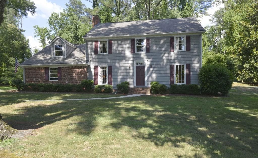 7365 Hunters Branch Drive, Sandy Springs, GA 30328 — most recent listing photo