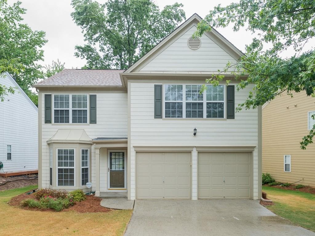 3 bedroom, 1,868 sq ft single family residence sold at 11605 Bentham Court, Alpharetta, GA 30005
