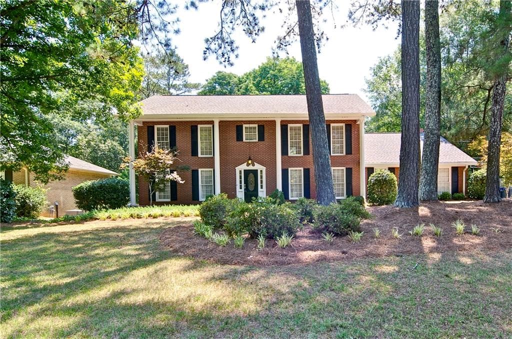 9465 River Lake Drive, Roswell, GA 30075 — most recent listing photo