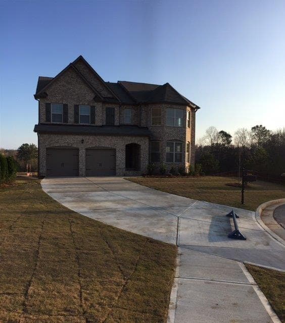 5 bedroom single family residence sold at 2384 Lake Cove Court, Buford, GA 30519