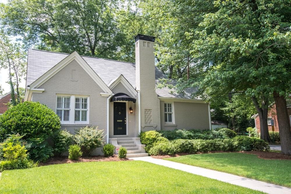 3 bedroom, 1,750 sq ft single family residence sold at 1066 N Virginia Avenue, Atlanta, GA 30306
