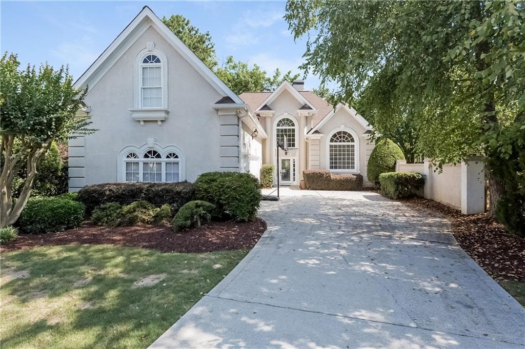 2450 Village On The Green, Roswell, GA 30076 — most recent listing photo