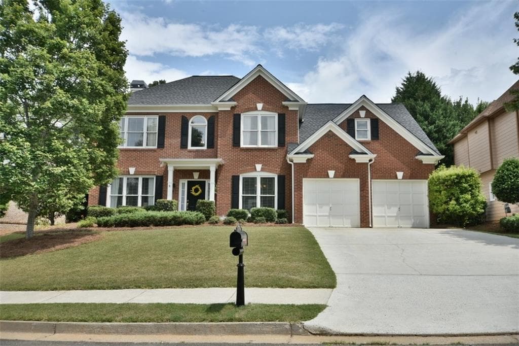 4 bedroom, 2,670 sq ft single family residence sold at 12980 Meridian Court, Alpharetta, GA 30005