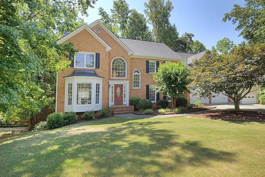 5 bedroom, 3,115 sq ft single family residence sold at 12405 Brookhill Crossing Lane, Alpharetta, GA 30004
