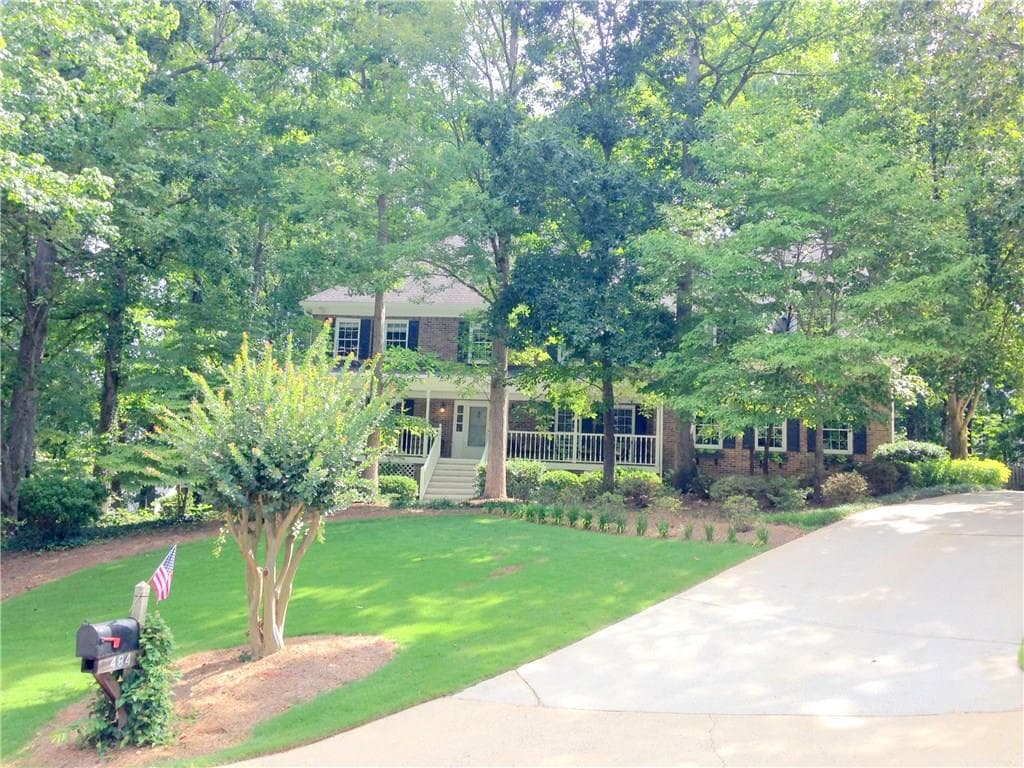484 HILLCROFT Road, Lawrenceville, GA 30044 — most recent listing photo