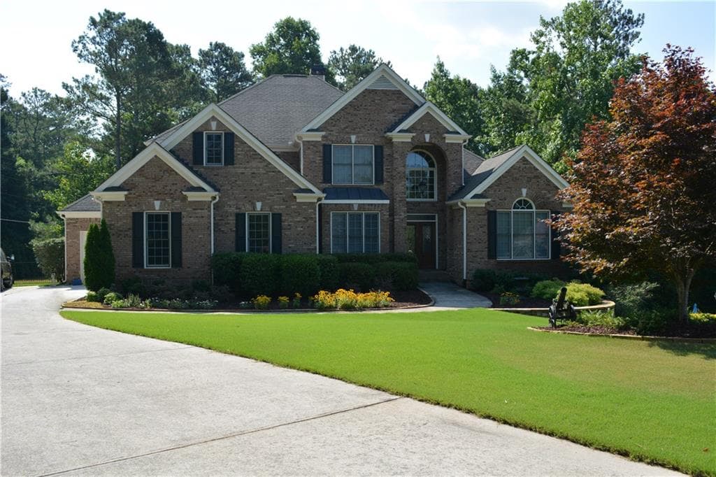 5 bedroom, 3,297 sq ft single family residence sold at 320 Bradford Falls Trace, Canton, GA 30114