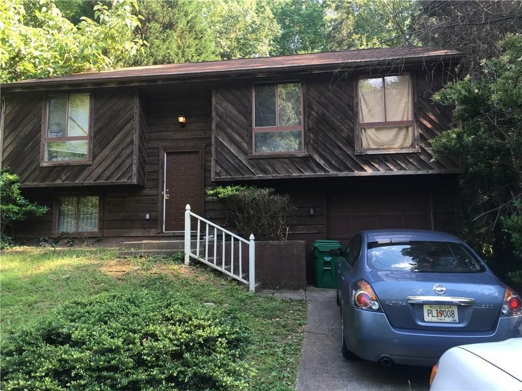 5261 Martins Crossing Road, Stone Mountain, GA 30088 — most recent listing photo