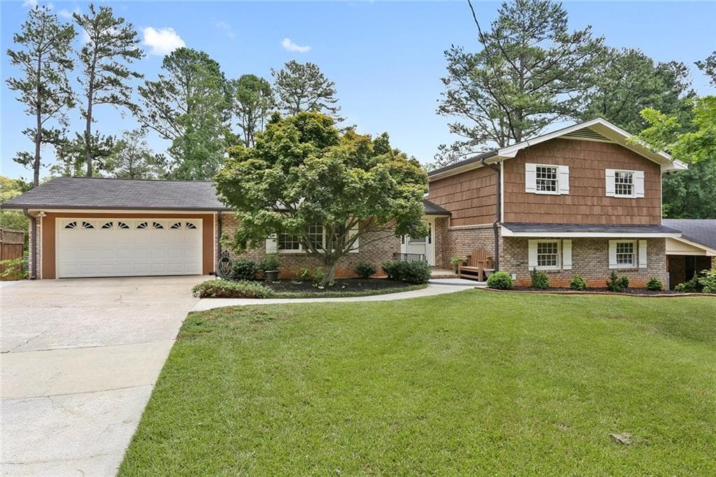 5 bedroom single family residence sold at 4891 Springfield Drive, Dunwoody, GA 30338