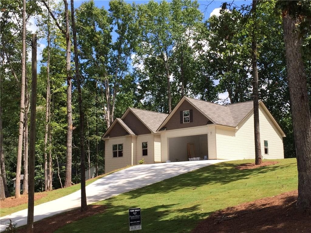 9875 Parkway Lane, Gainesville, GA 30506 — most recent listing photo