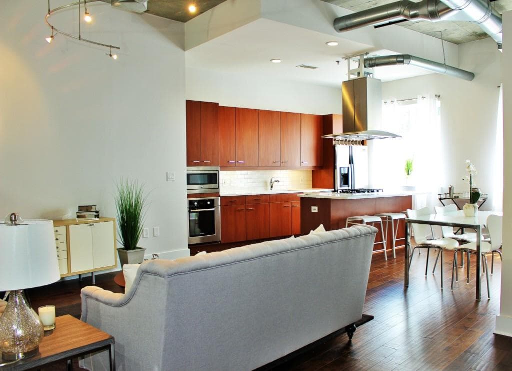 1 bedroom, 1,038 sq ft condominium sold at 206 11th Street 304, Atlanta, GA 30309