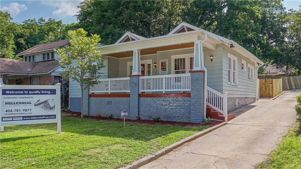 3 bedroom, 1,328 sq ft single family residence sold at 674 Holderness Street, Atlanta, GA 30310