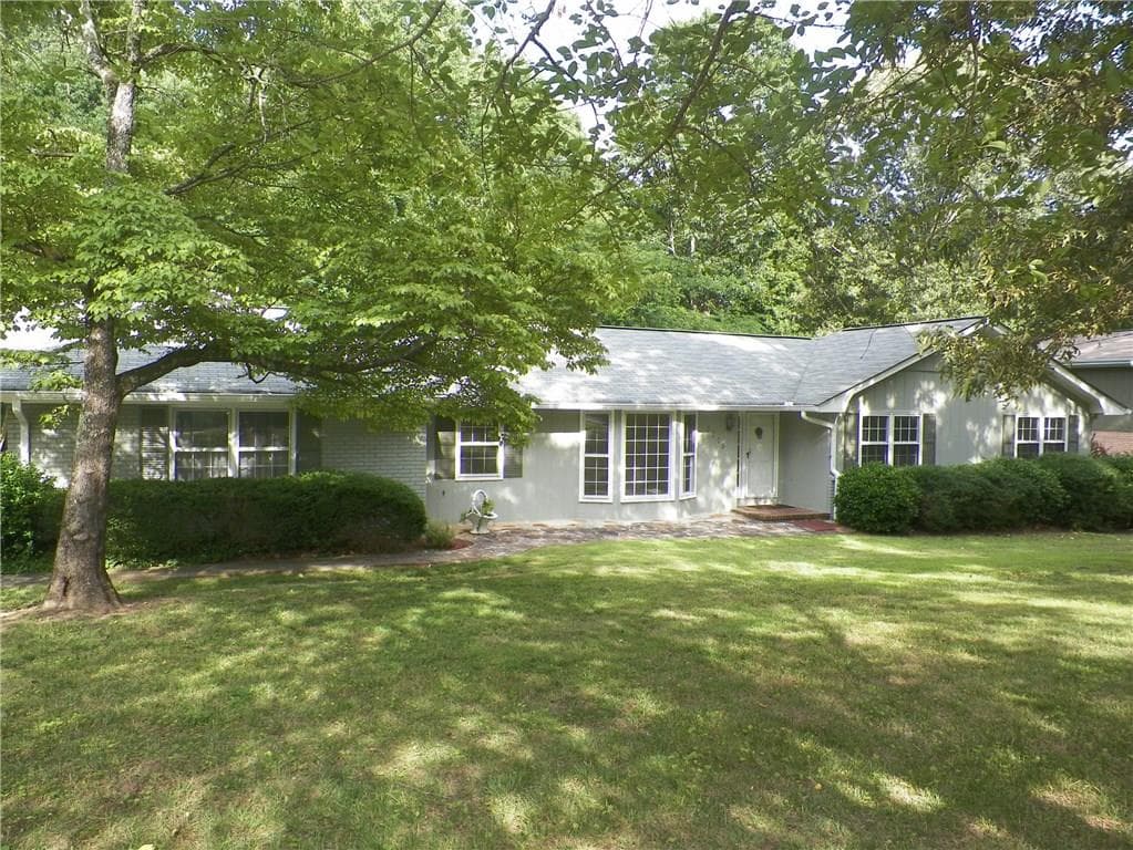 3215 Custer Lake Drive, Marietta, GA 30064 — most recent listing photo
