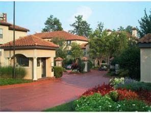 2 bedroom, 1,160 sq ft condominium sold at 3777 Peachtree Road 1724, Brookhaven, GA 30319