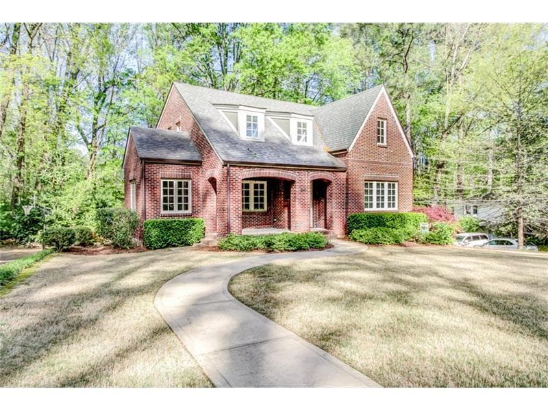 5 bedroom, 4,229 sq ft single family residence sold at 296 Vickers Drive, Atlanta, GA 30307