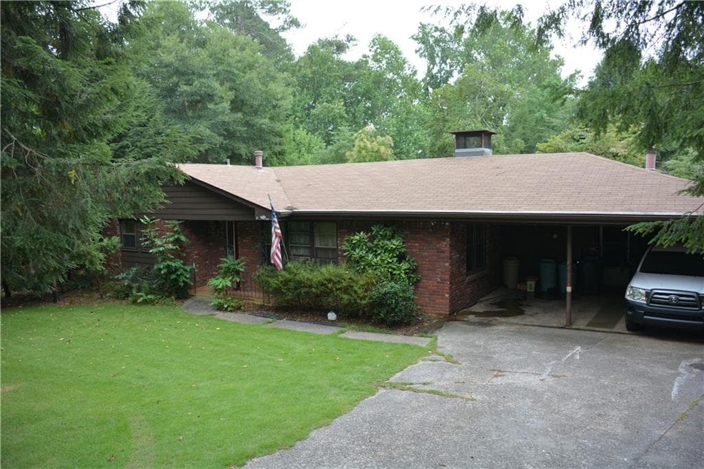 4 bedroom single family residence sold at 91 Hillcrest Drive, Roswell, GA 30075