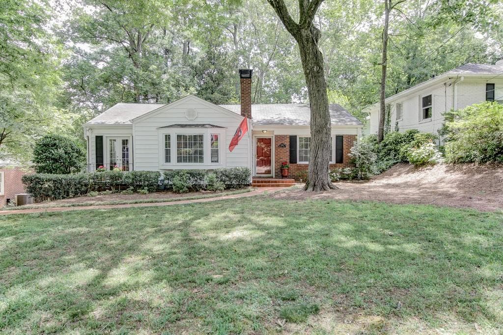 3 bedroom, 1,233 sq ft single family residence sold at 2261 Melante Drive, Atlanta, GA 30324