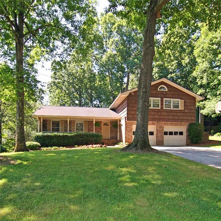 4 bedroom, 2,112 sq ft single family residence sold at 6840 Womack Court, Atlanta, GA 30360