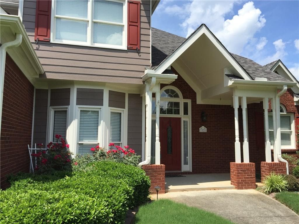 4 bedroom, 2,136 sq ft single family residence sold at 3020 Glenview Lane, Monroe, GA 30656