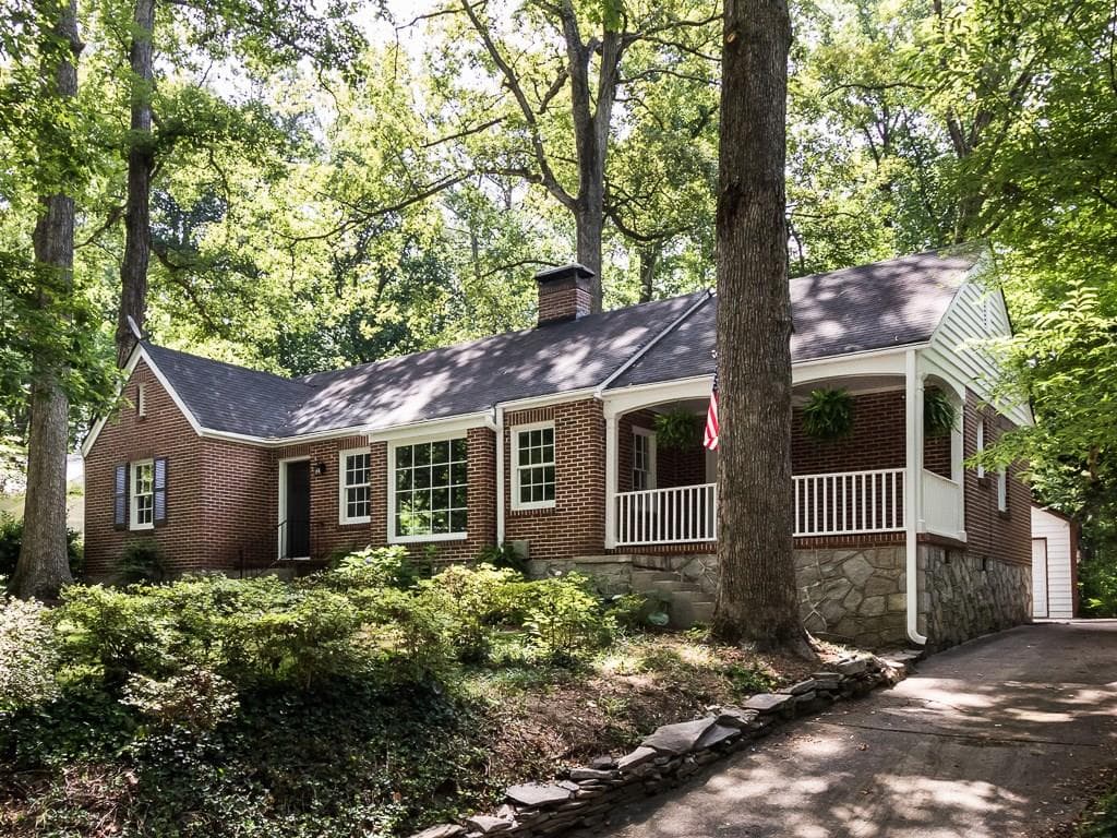 3 bedroom, 1,434 sq ft single family residence sold at 1703 Ridgewood Drive, Atlanta, GA 30307