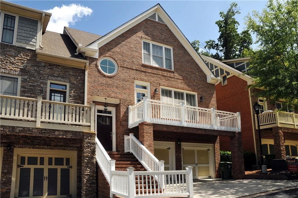 3 bedroom condominium sold at 1517 Whitehead Bluff, Atlanta, GA 30318
