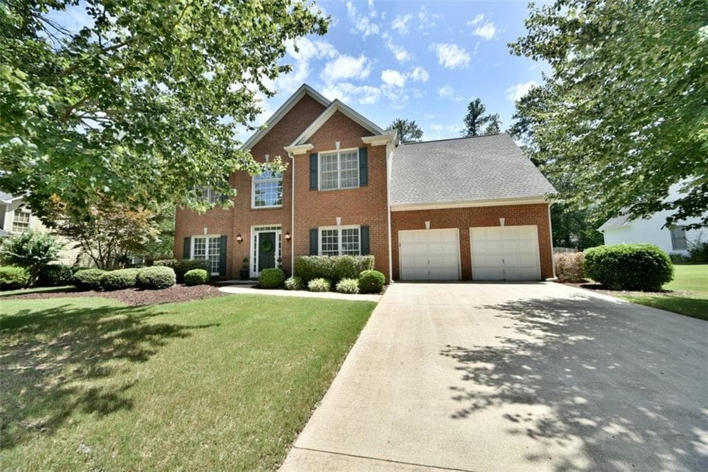 4 bedroom, 2,453 sq ft single family residence sold at 2550 Clairview Street, Alpharetta, GA 30009