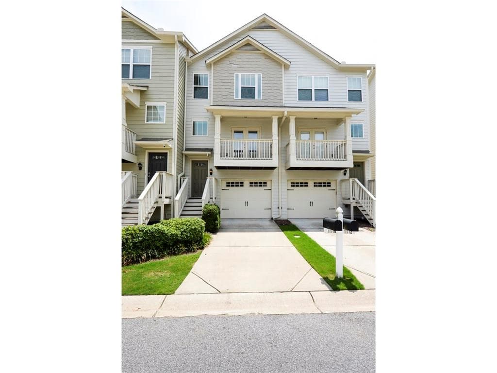 2 bedroom, 1,326 sq ft townhouse sold at 1116 Liberty Parkway, Atlanta, GA 30318