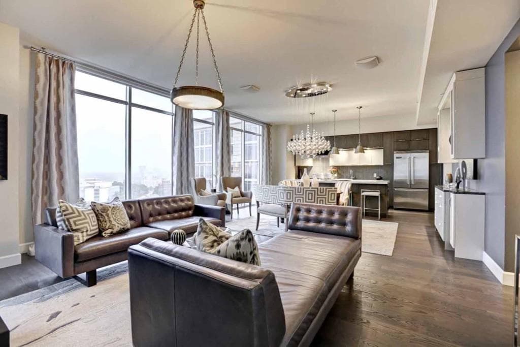 2 bedroom, 1,712 sq ft condominium sold at 1820 Peachtree Street 1611, Atlanta, GA 30309