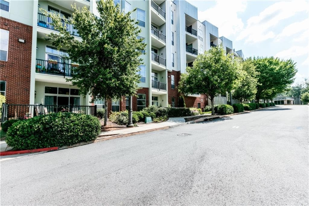 2 bedroom, 1,026 sq ft condominium sold at 2630 Talley Street 117, Decatur, GA 30030