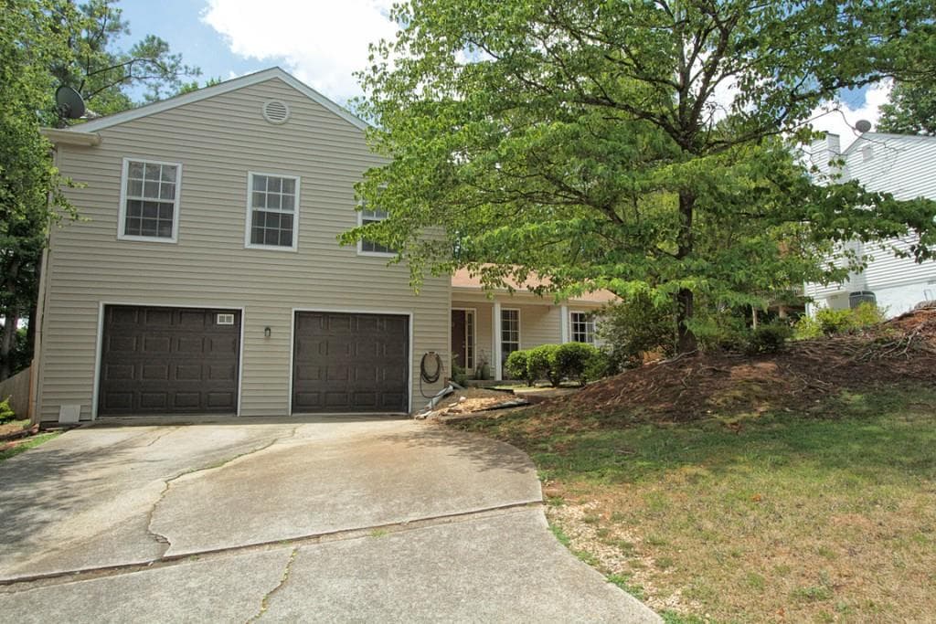 910 Crab Orchard Drive, Roswell, GA 30076 — most recent listing photo