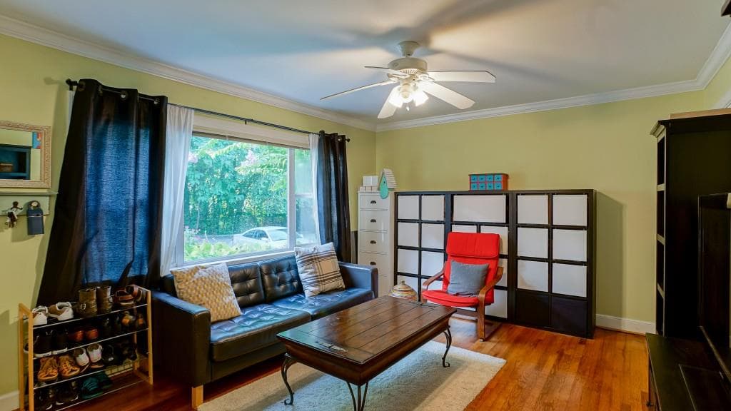 1 bedroom, 810 sq ft condominium sold at 2477 N Decatur Road B2, Decatur, GA 30033