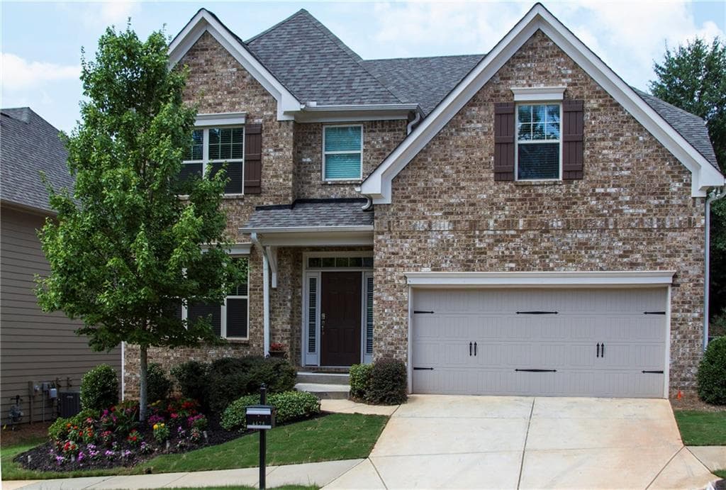 6 bedroom, 3,189 sq ft single family residence sold at 4478 Redan Court, Smyrna, GA 30080
