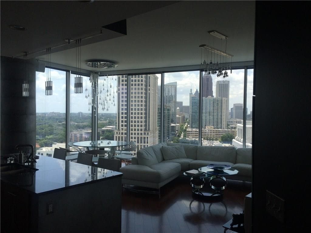 2 bedroom, 1,397 sq ft condominium sold at 1080 Peachtree Street 2110, Atlanta, GA 30309