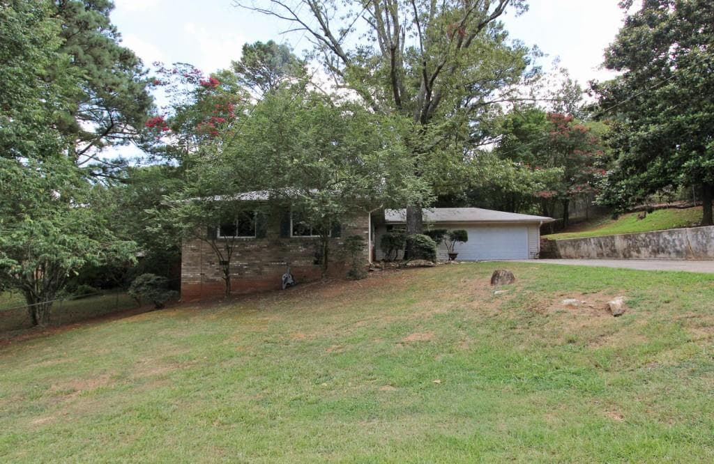 642 Embry Lane, Marietta, GA 30066 — most recent listing photo
