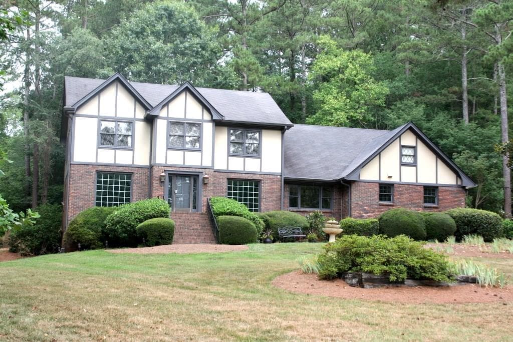 9710 Farmbrook Lane, Johns Creek, GA 30022 — most recent listing photo
