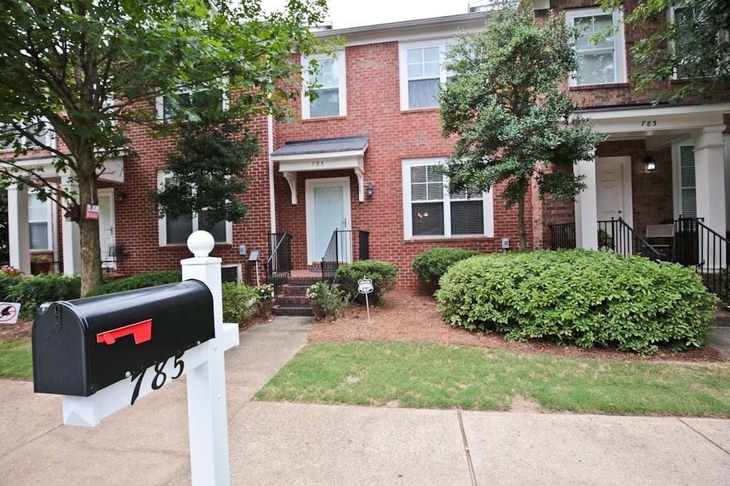 785 Field Street, Atlanta, GA 30316 — most recent listing photo