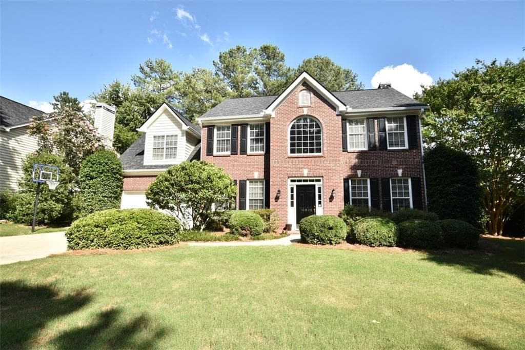 4 bedroom single family residence sold at 10905 Kimball Crest Drive, Alpharetta, GA 30022