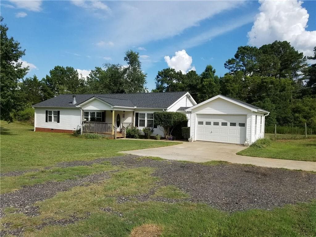 3 bedroom single family residence sold at 2995 Tommy Dillard Road, Monroe, GA 30656