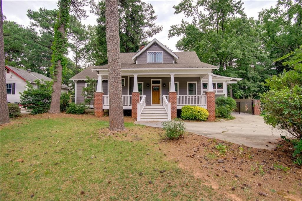 3 bedroom, 2,663 sq ft single family residence sold at 1226 Fayetteville Road, Atlanta, GA 30316